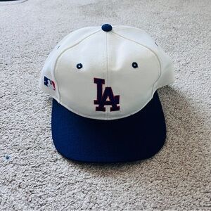 MLB Vintage LA Dodger Vintage 90’s Baseball Caps Hat White Blue Brand New Tag